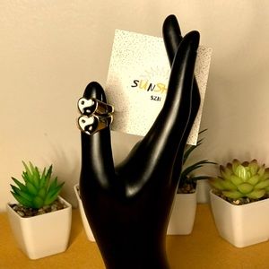 LIMITED YIN AND YAN RING (adjustable)